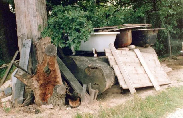 Formation of Frankhegy (Cultural Terraformation): photograph 19 of 109 in the archive's gallery