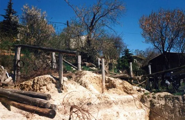 Formation of Frankhegy (Cultural Terraformation): photograph 107 of 109 in the archive's gallery