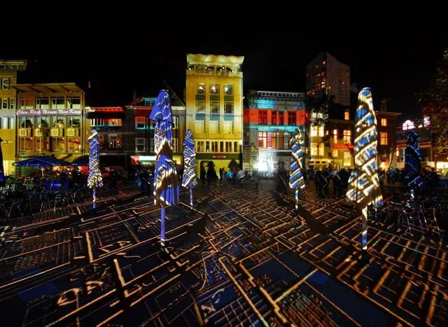 rolling - light art installation by peter kozma @ glow festival, eindhoven