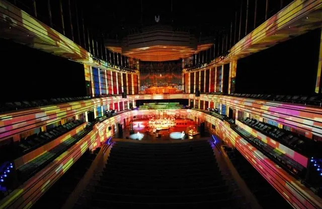 Szilvia Karaszy concert evening, MÜPA Palace of Arts: photograph 9 of 17 in the archive's gallery