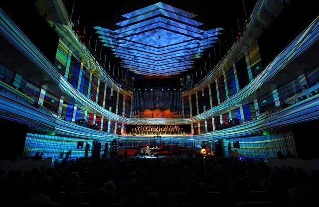 Szilvia Karaszy concert evening, MÜPA Palace of Arts: photograph 12 of 17 in the archive's gallery