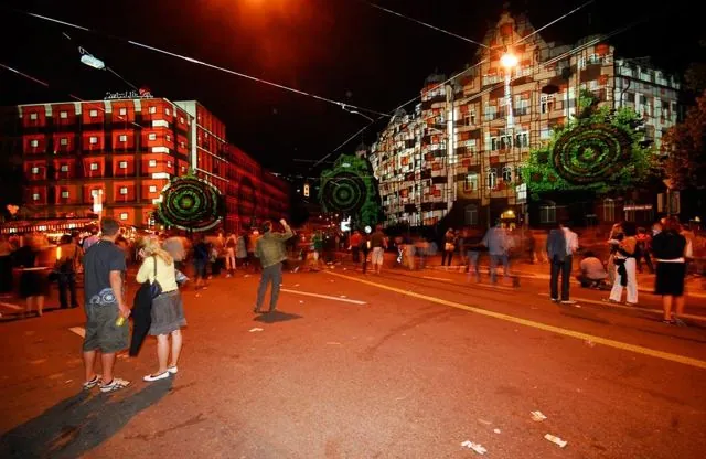 Zürich Lichtfest (Züri Fäscht), Zürich, 2007. július 6–8.: az archívum galériájának 4. fényképe (28 közül)