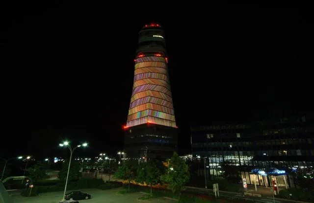 Light Art Installation Demo, Vienna International Airport (VIE): photograph 8 of 37 in the archive's gallery