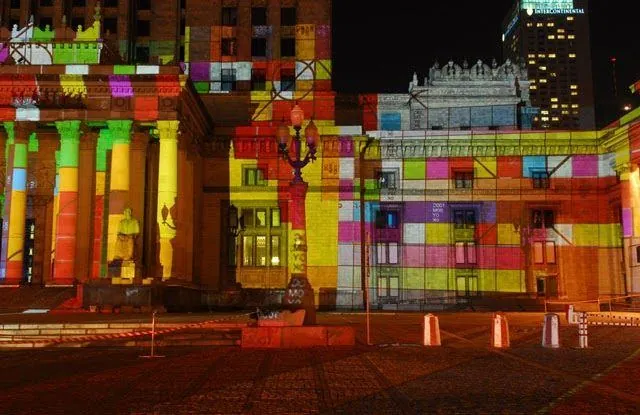 The Palace of Light and Art: An Urban Intervention, Warsaw, 2006, seven days: photograph 22 of 25 in the archive's gallery